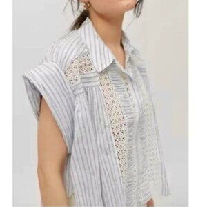 Urban Outfitters UO Joji Crochet Button Down Top Medium Blue White Striped Crop